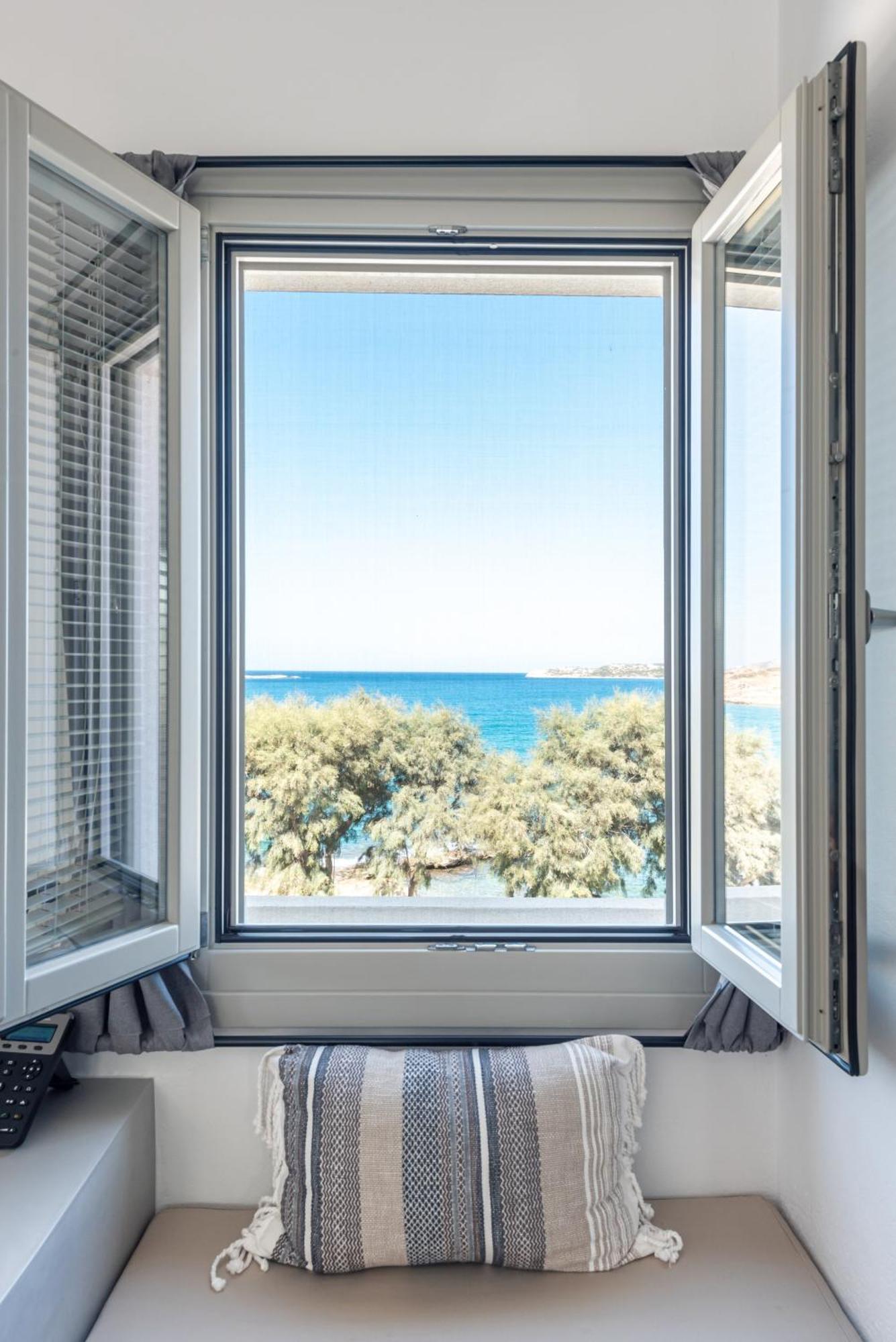 Paros Comfy Suites 나오우사 외부 사진